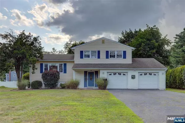 23 Van Ness AVE, Pequannock Township, NJ 07444