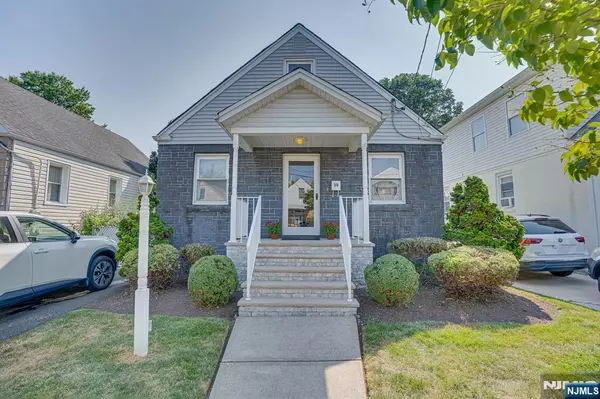 39 Fritz ST, Bloomfield, NJ 07003