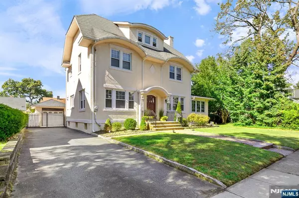 Rutherford, NJ 07070,86 Wheaton PL