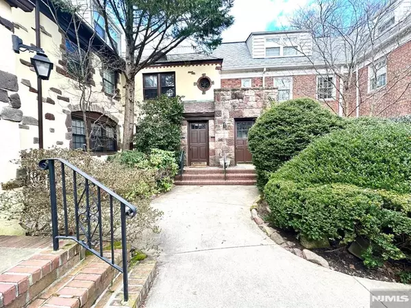 185 Palisade AVE #A4B, Englewood, NJ 07631