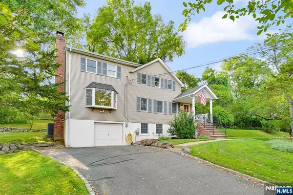 Livingston, NJ 07039,46 Hillside AVE
