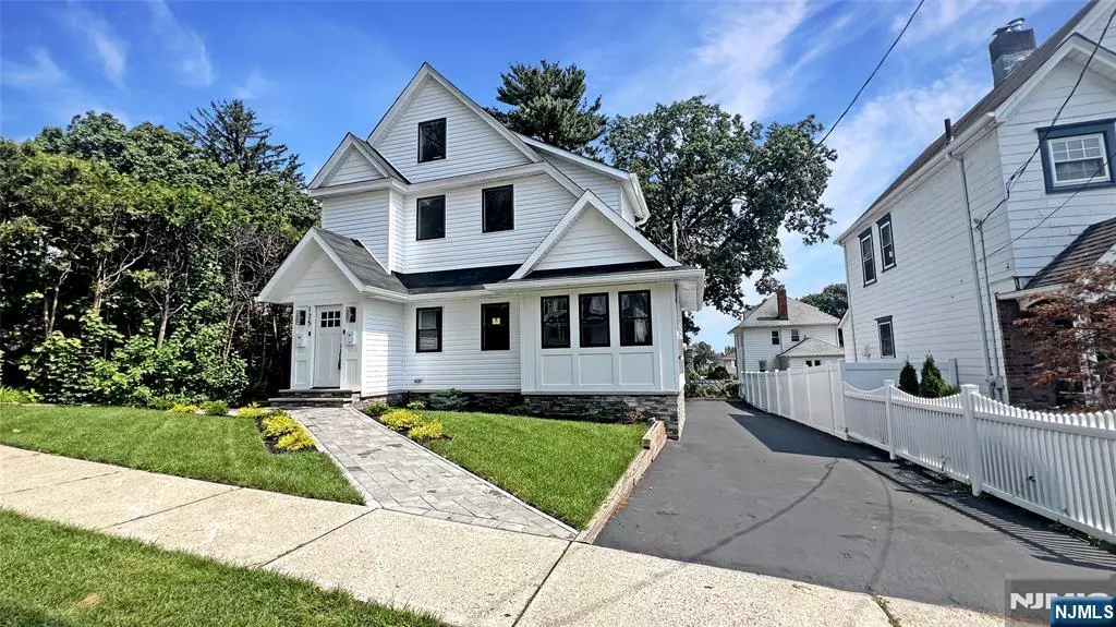 Hasbrouck Heights, NJ 07604,125 Franklin AVE #2