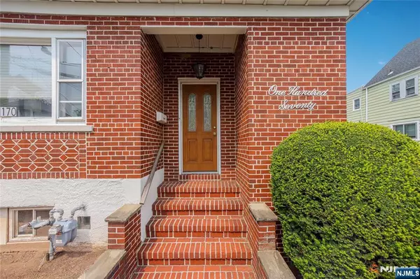 Nutley, NJ 07110,170 Pake ST