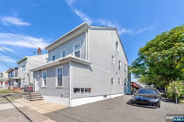 Paterson, NJ 07501,95 Dixon AVE