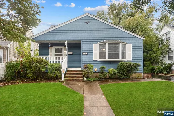 98 Avenue D, Lodi, NJ 07644