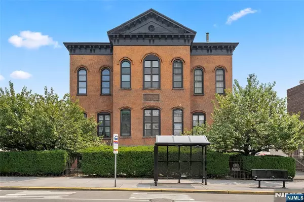 464 Central AVE #A5, Jersey City, NJ 07307