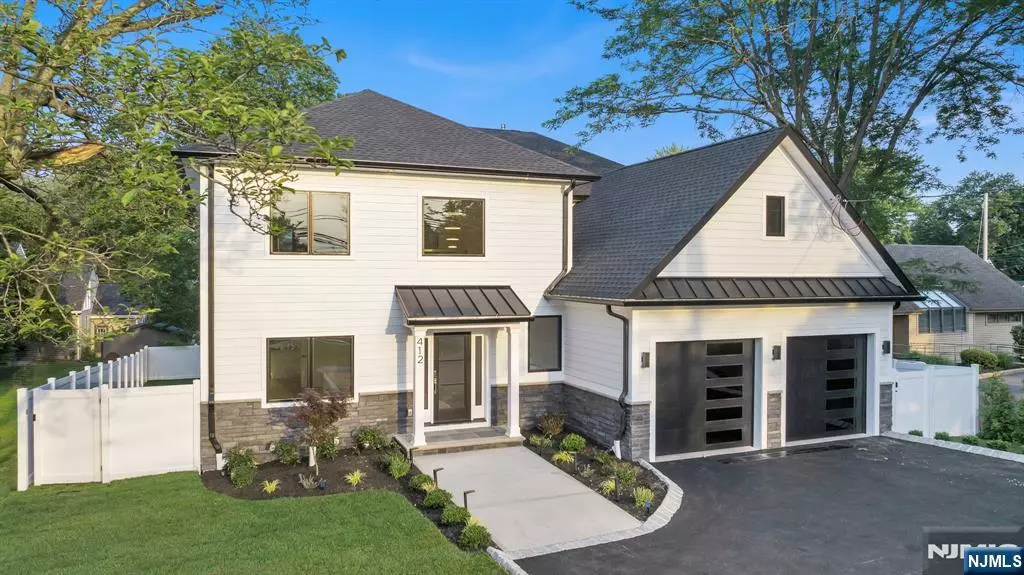 412 Tappan RD, Northvale, NJ 07647
