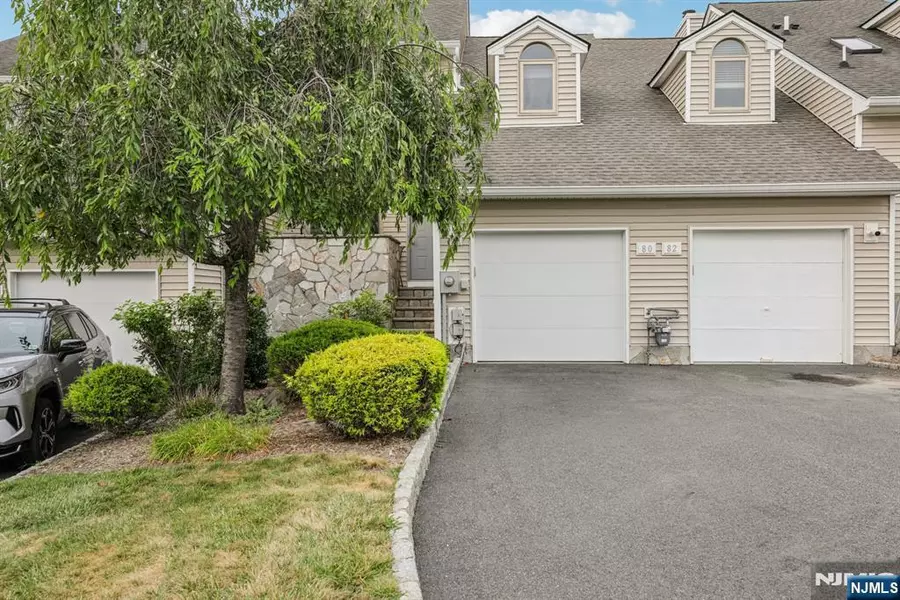 80 Davey DR, West Orange, NJ 07052
