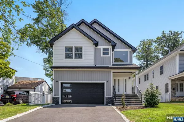 Livingston, NJ 07039,45 Virginia AVE