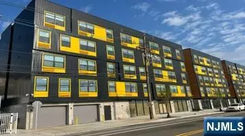 Jersey City, NJ 07305,829 Garfield AVE #514
