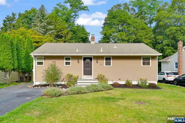 511 Ramapo Valley RD, Oakland, NJ 07436