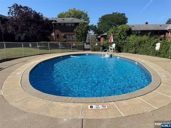 188 Terhune AVE #34, Lodi, NJ 07644
