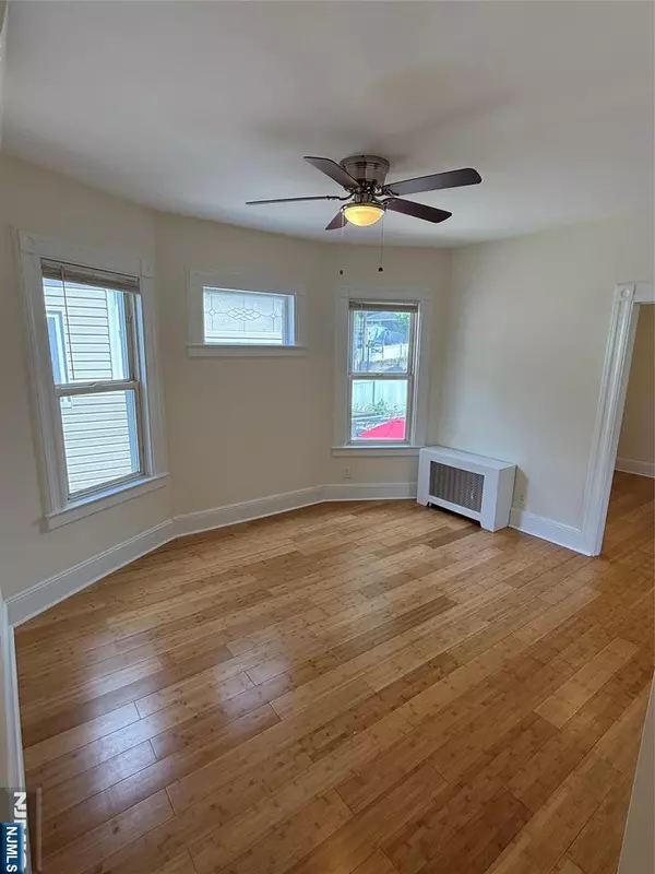 Lyndhurst, NJ 07071,426 Page AVE