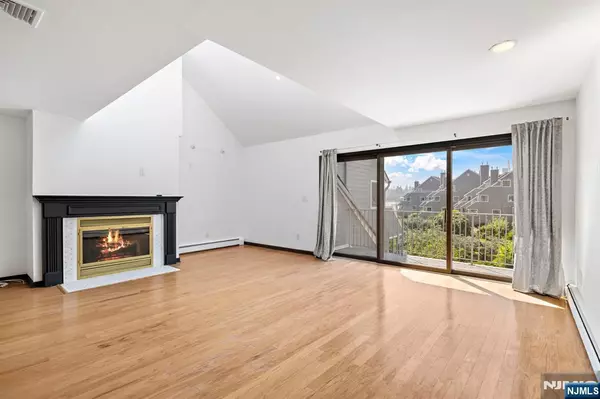 North Bergen, NJ 07047,8000 River RD #9B