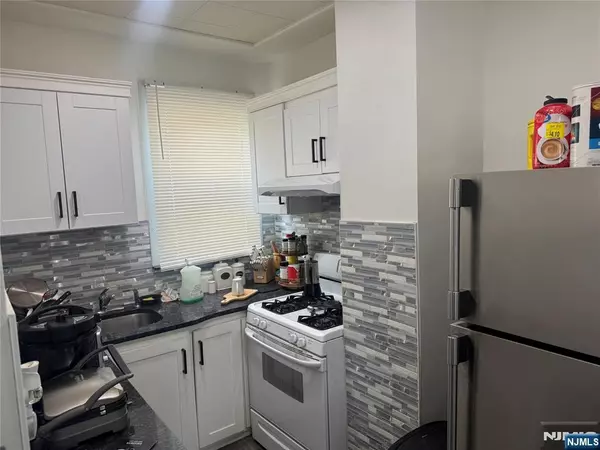 Wallington, NJ 07057,20 May ST #1