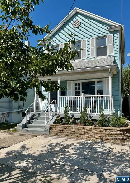 254 Maple ST, Secaucus, NJ 07094