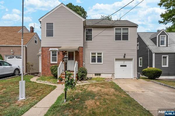 110 Central AVE, Rochelle Park, NJ 07662
