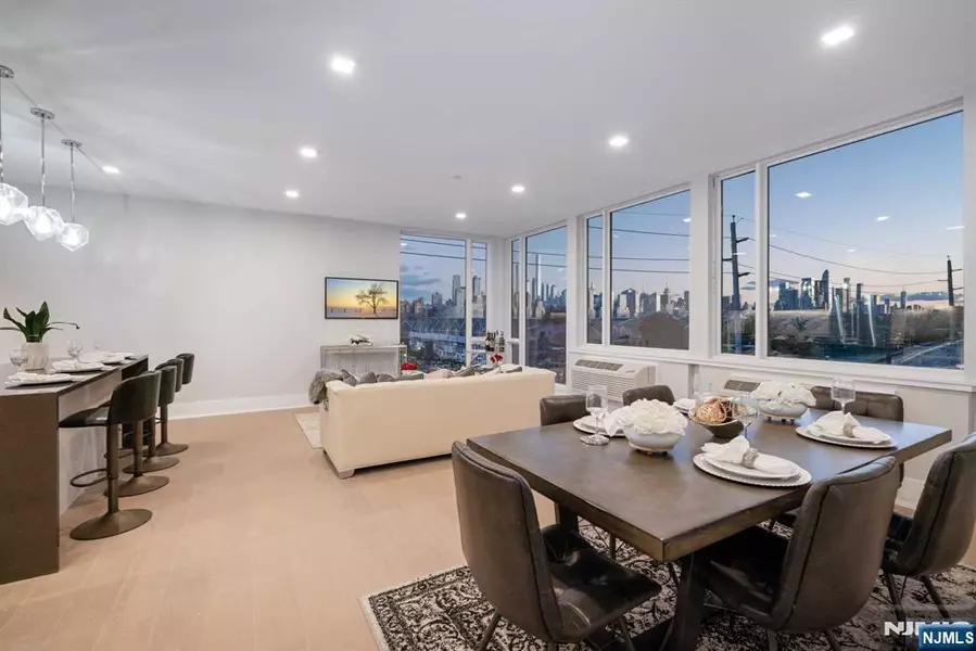 7101 River RD #207B, North Bergen, NJ 07047