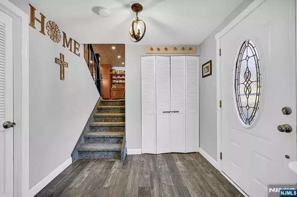 West Milford, NJ 07480,95 Morris AVE