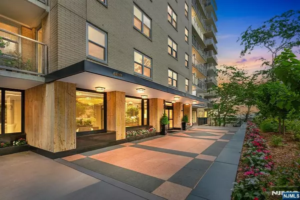 6600 JFK Blvd E #21K, West New York, NJ 07093