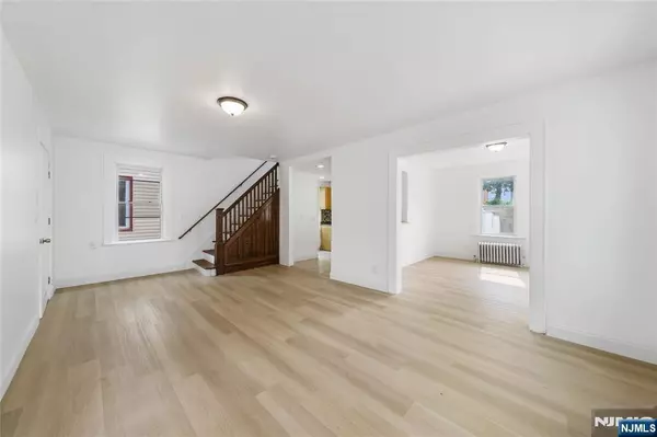 Irvington, NJ 07111,244 Isabella AVE