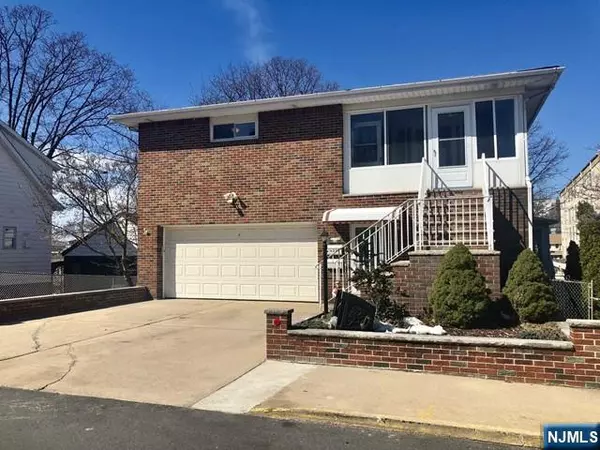 108 Summit TER #1st Fl, Cliffside Park, NJ 07010