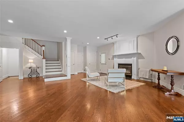 West Milford, NJ 07480,161 Otterhole RD
