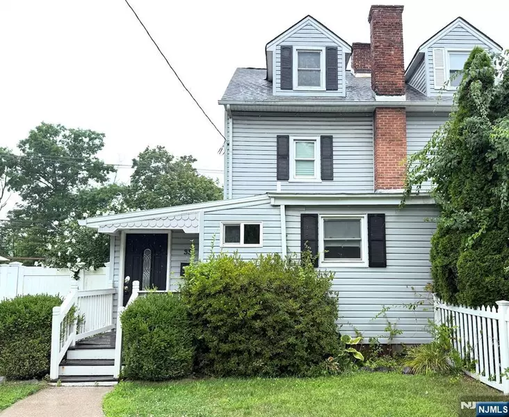 33 Ringwood AVE, Pompton Lakes, NJ 07442