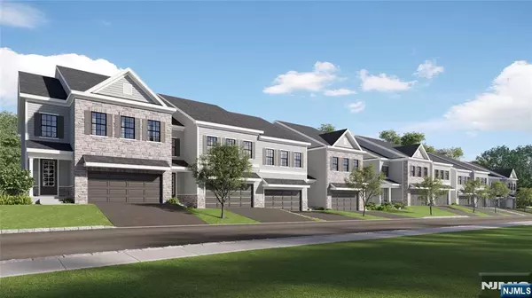 Oakland, NJ 07436,4 Trotter WAY