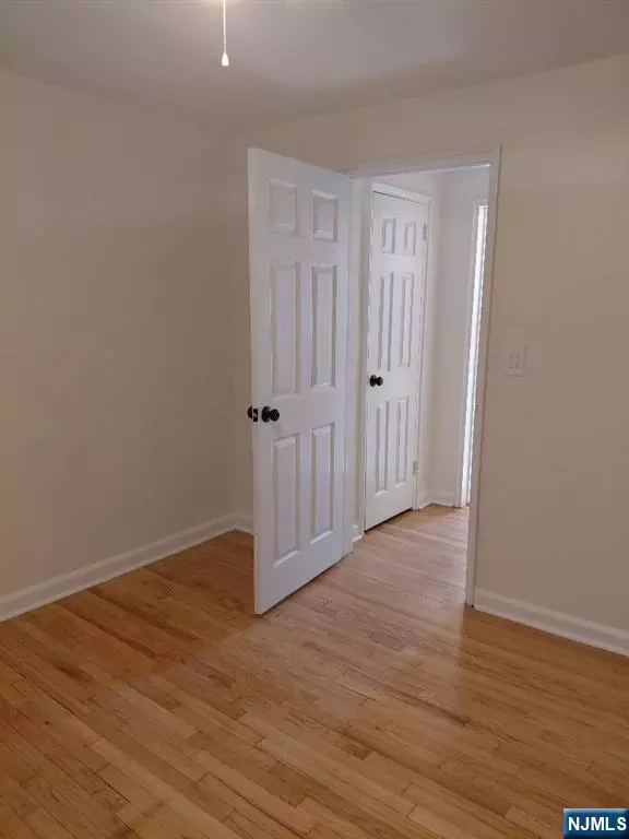 Fort Lee, NJ 07024,1267 Anderson AVE #13