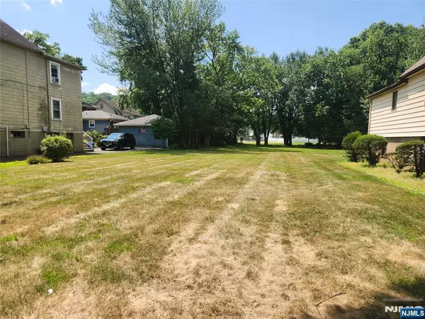 Little Falls, NJ 07424,67 Van Pelt