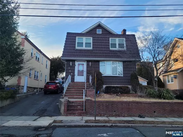 709 Kingsland AVE, Ridgefield, NJ 07657