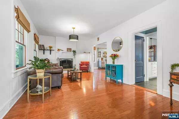 Midland Park, NJ 07432,39 Payne AVE