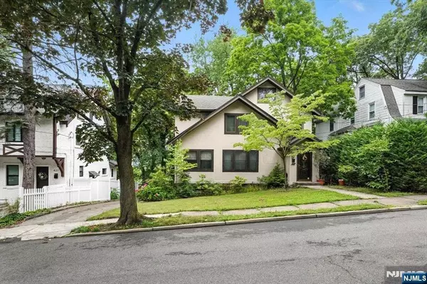 435 Park AVE, Leonia, NJ 07605