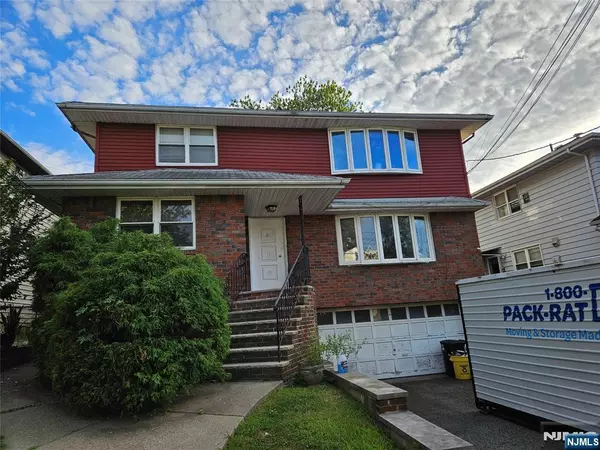 54 Columbia AVE, Palisades Park, NJ 07650