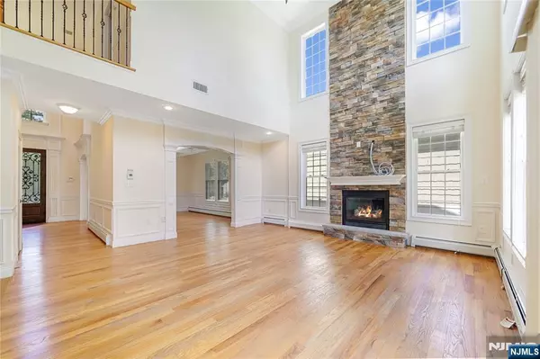 Demarest, NJ 07627,58 Van Horn ST