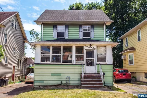 Clifton, NJ 07011,261 Washington AVE