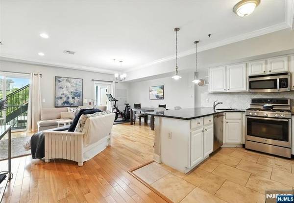 128 Adams ST #2, Hoboken, NJ 07030