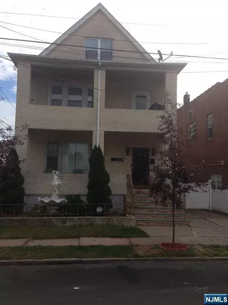247 Elm ST, Elmwood Park, NJ 07407