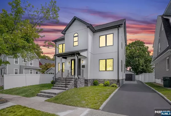 63 Grove ST, Rutherford, NJ 07070