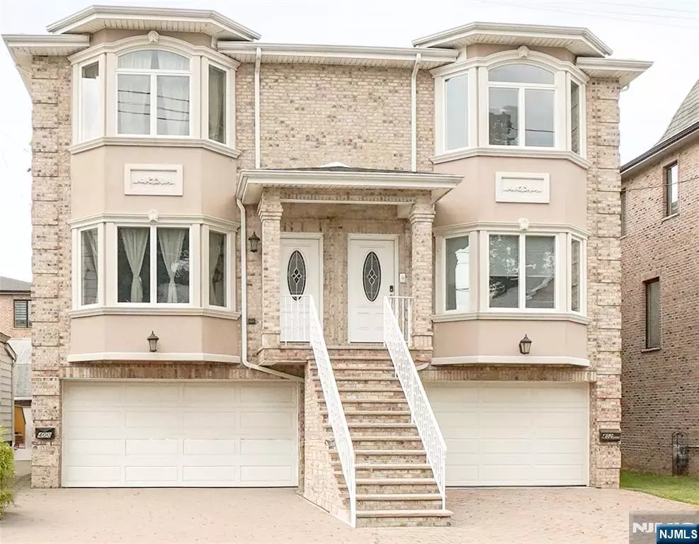 Cliffside Park, NJ 07010,400 Nelson AVE