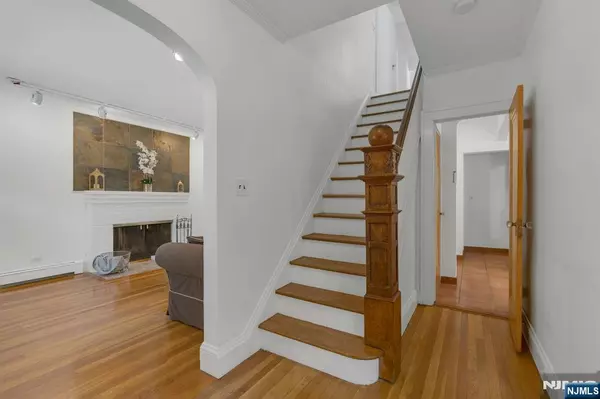 Englewood, NJ 07631,224 Hudson AVE