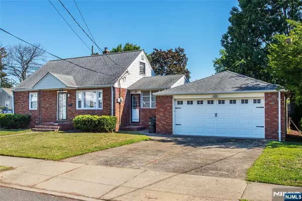 Clifton, NJ 07012,220 Martin AVE