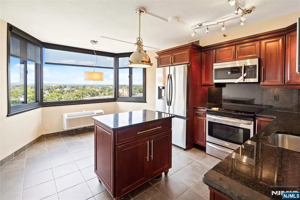 Hackensack, NJ 07601,326 Prospect AVE #11A