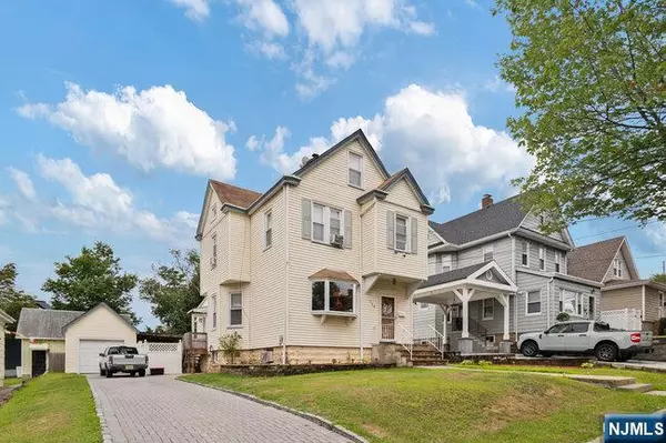 Wood Ridge, NJ 07075,528 Anderson AVE