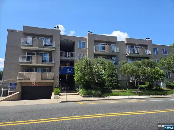 105 State ST #2H, Hackensack, NJ 07601