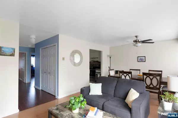 776-784 N 6th #C12, Newark, NJ 07107