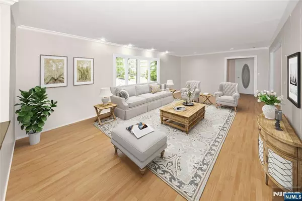 Englewood Cliffs, NJ 07632,5 Ellington PL