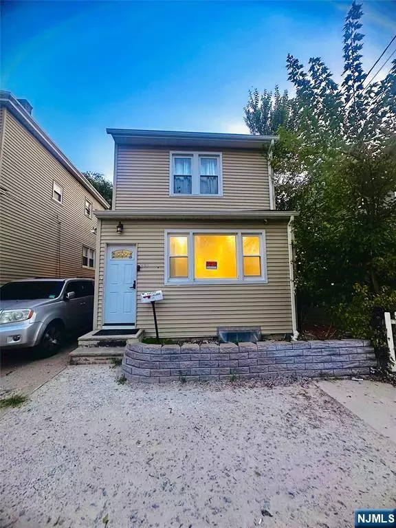 251 Edmund, Paterson, NJ 07502
