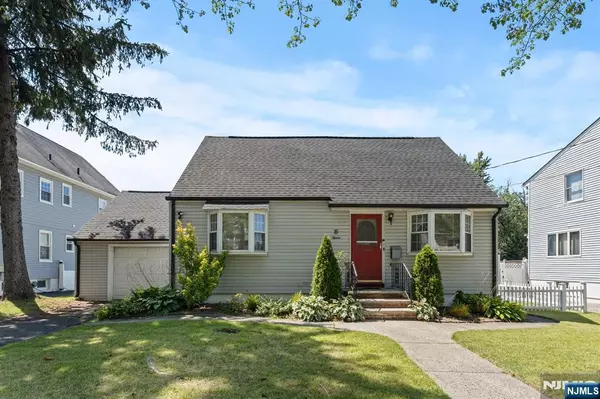 15 Insley AVE, Rutherford, NJ 07070